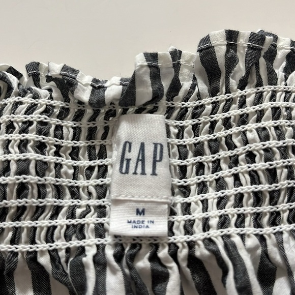 Gap black and white cotton blouse, shoulder baring neckline size medium - Picture 7 of 9